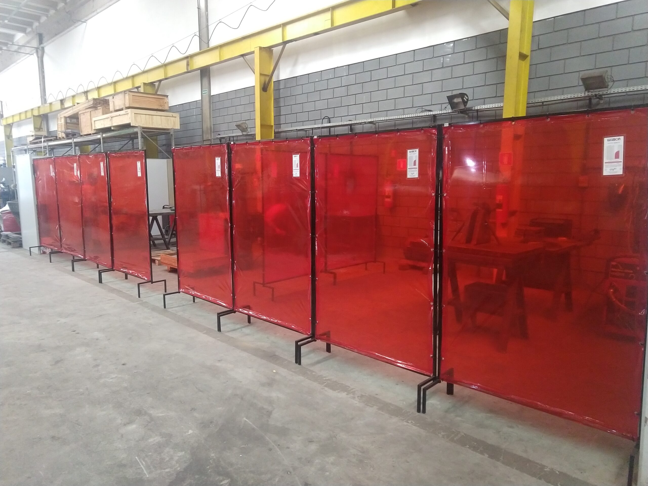 Icônica Cortina para solda Wilson